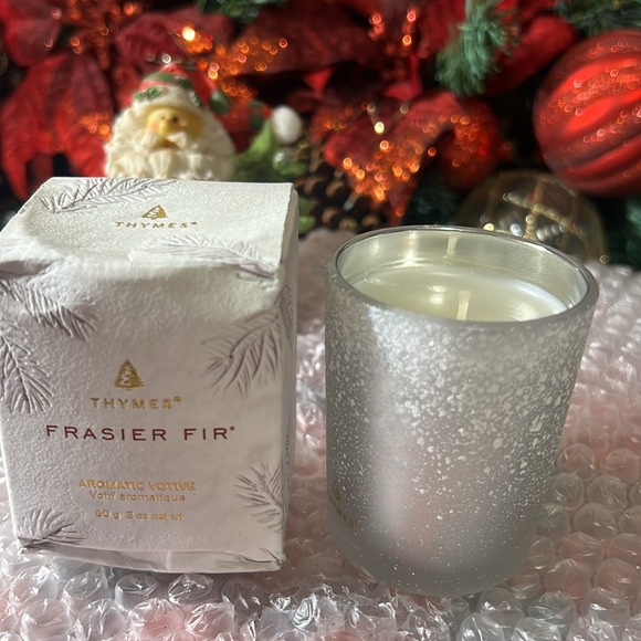 Thymes Frasier Fir Flocked Jar Candles – Scented Candles for Home with Notes - Picture 4 of 7